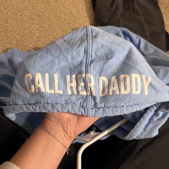 Call her daddy cropped hoodie! - Picture 4 of 4